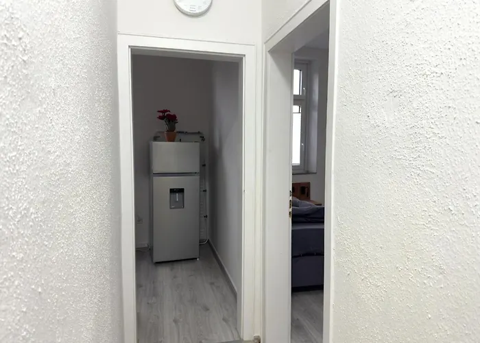 Serviceroom24 - 1 In Wlan - Smart-tv - 24-7 Check-in Und Kueche